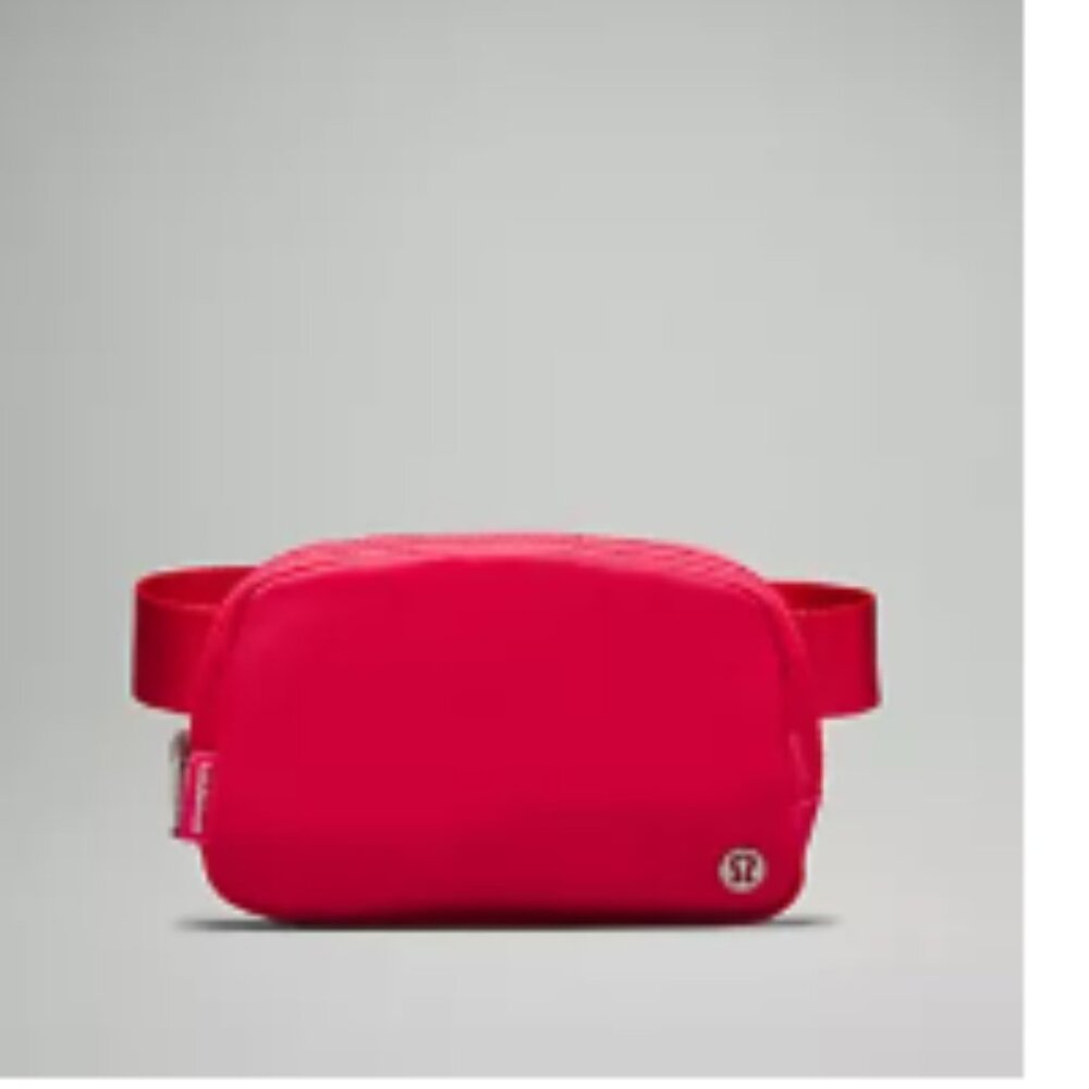 Everywhere Belt Bag 1L